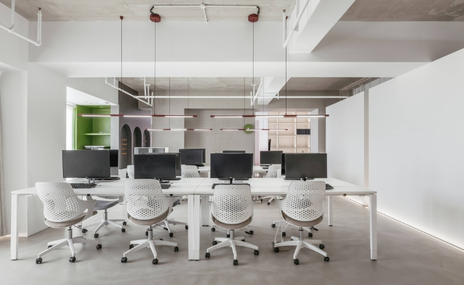 實木書柜:辦公室裝修設計的綠色之選