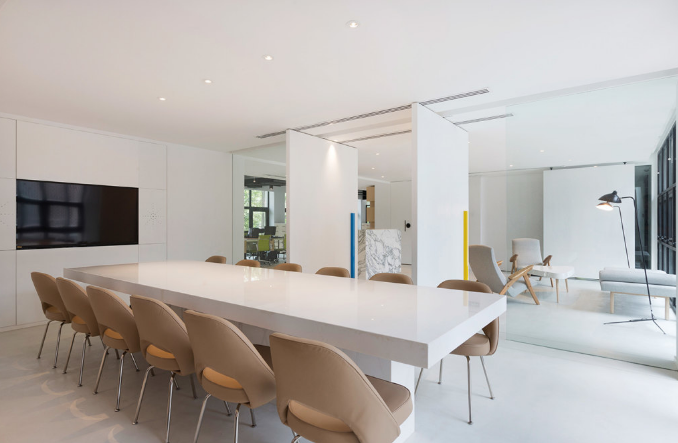 辦公室裝修設計:地坪漆助力打造專業與美觀并存的工作空間